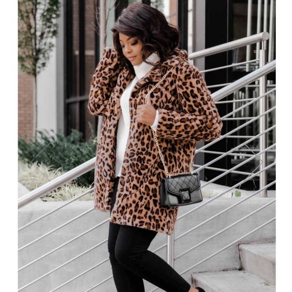 NWT Spotted the Perfect Look Animal Print Coat